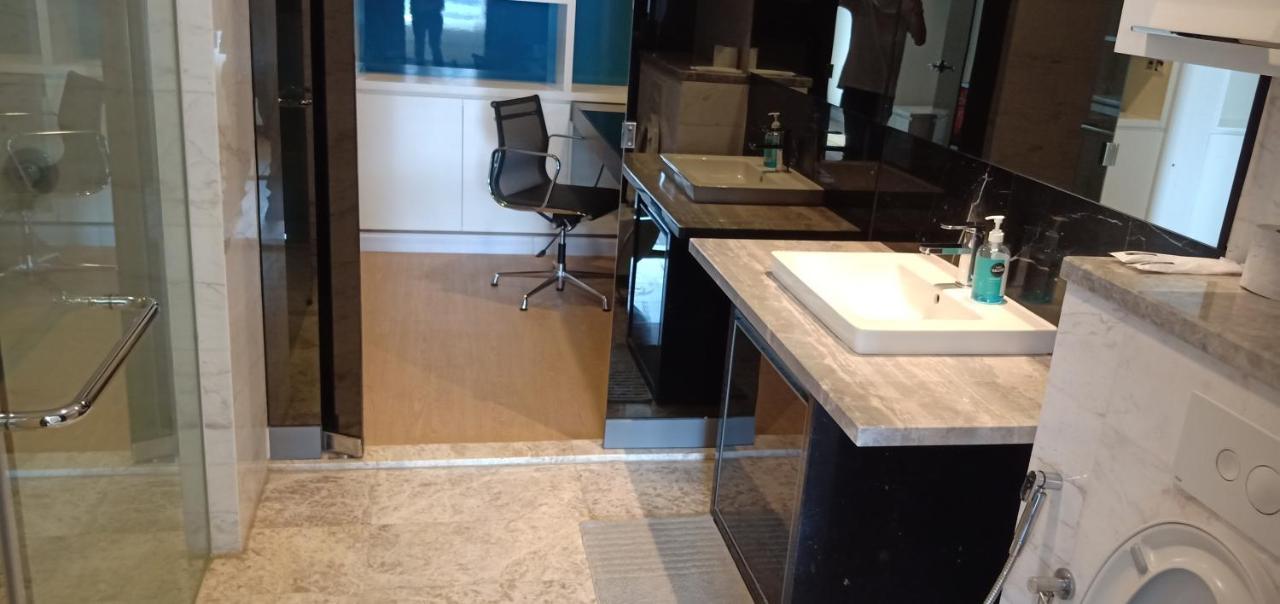 The Platinum Klcc Suites By Whitfield Kuala Lumpur Kültér fotó